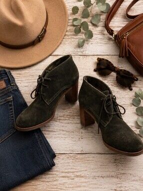 Johnson And Murphy Olive Green Lace Up 3.5 Inch Heel Suede Booties Ladies 7.5
